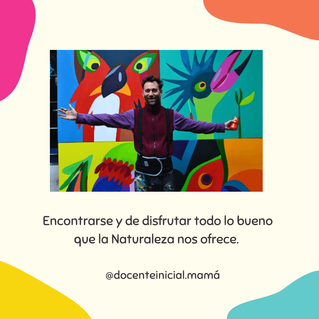 Placa con una fotografía de Gonzalo Álvarez frente a su obra y una frase sobre disfrutar lo que ofrece la naturaleza.